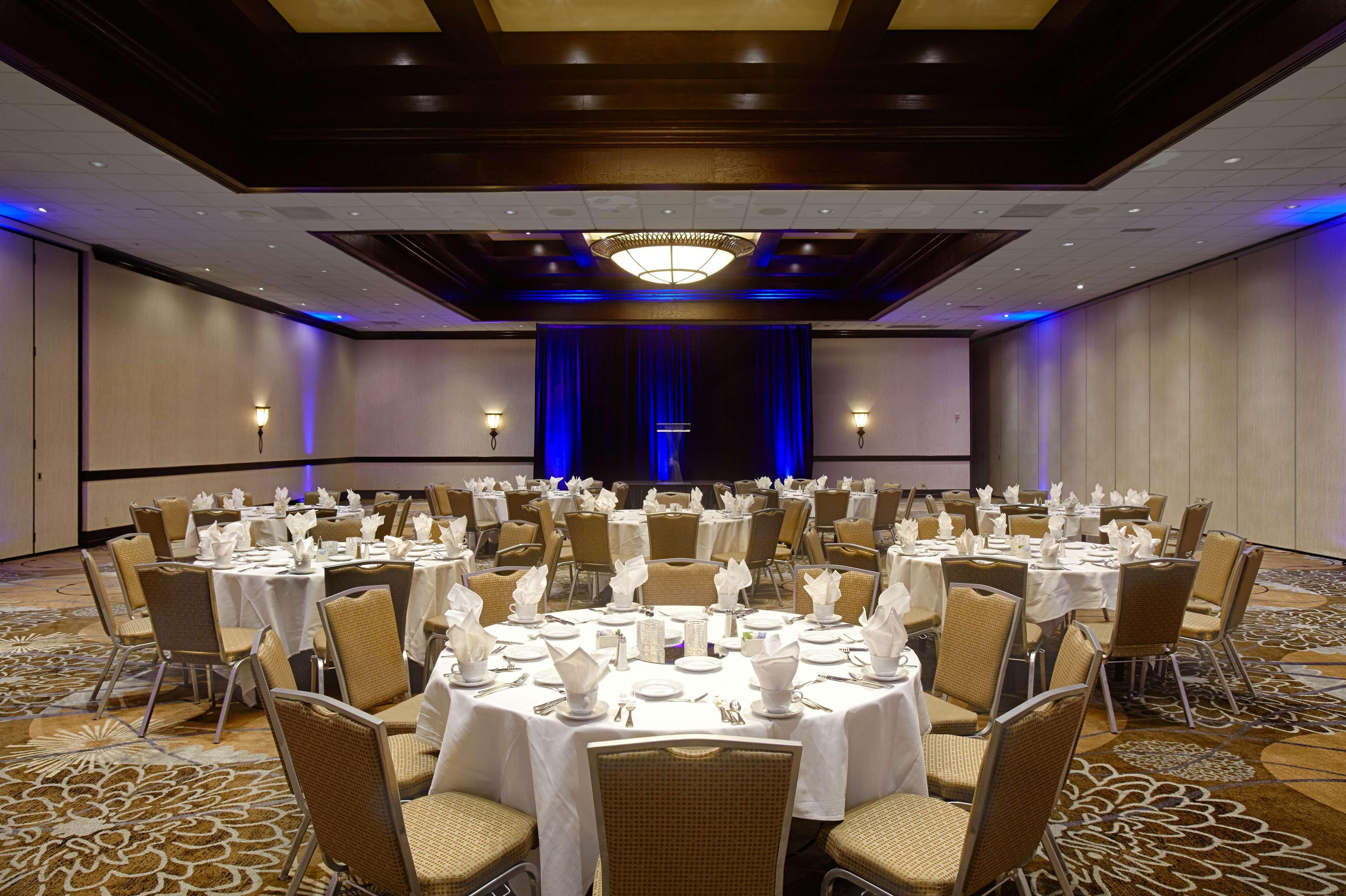 Hotel Doubletree By Hilton Ontario Airport Exterior foto